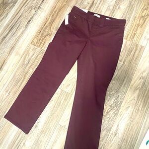 NWT Nine West Pull-On Straight Pants